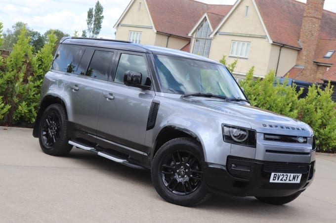 2025 Land Rover Defender