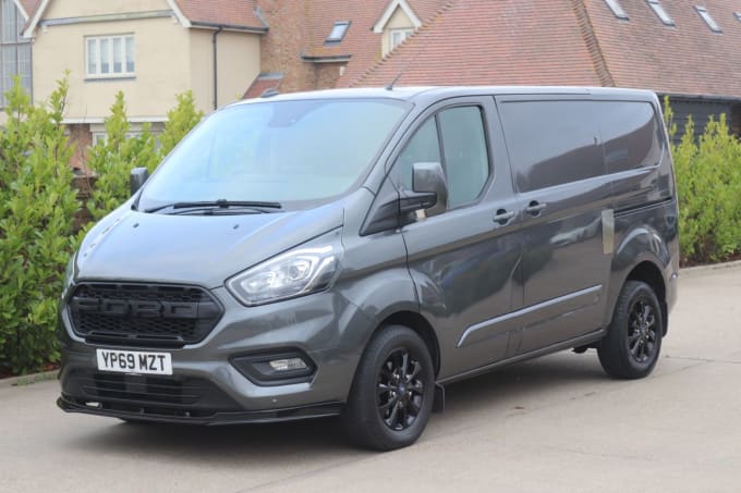 2024 Ford Transit Custom