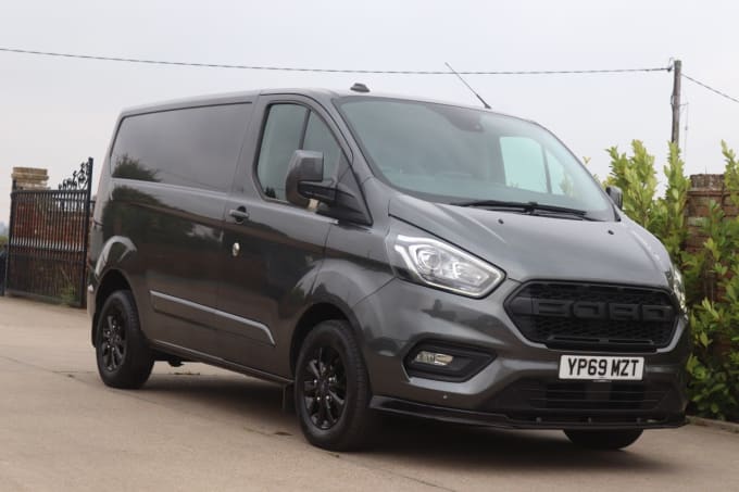 2024 Ford Transit Custom