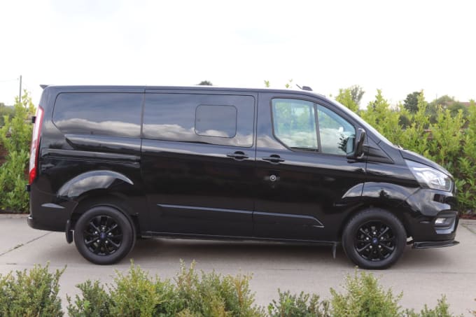 2024 Ford Transit Custom