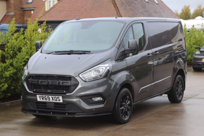 2024 Ford Transit Custom