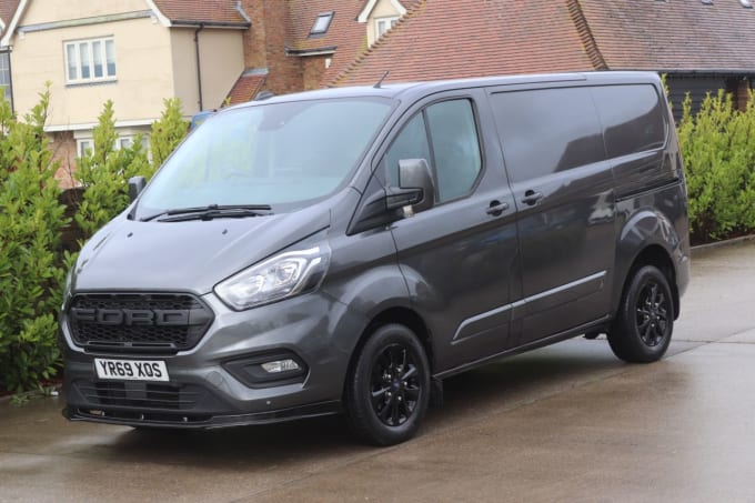 2024 Ford Transit Custom