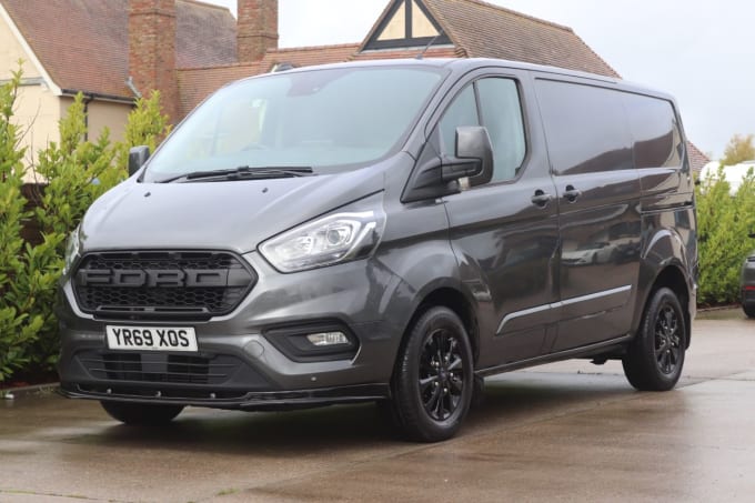 2024 Ford Transit Custom