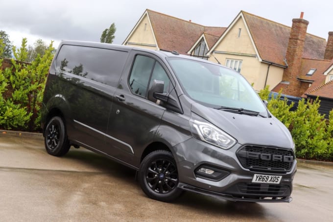 2024 Ford Transit Custom