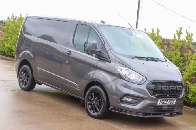 2024 Ford Transit Custom