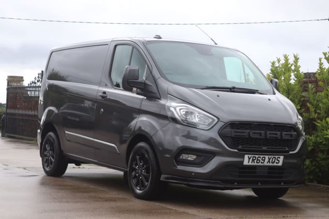 2024 Ford Transit Custom