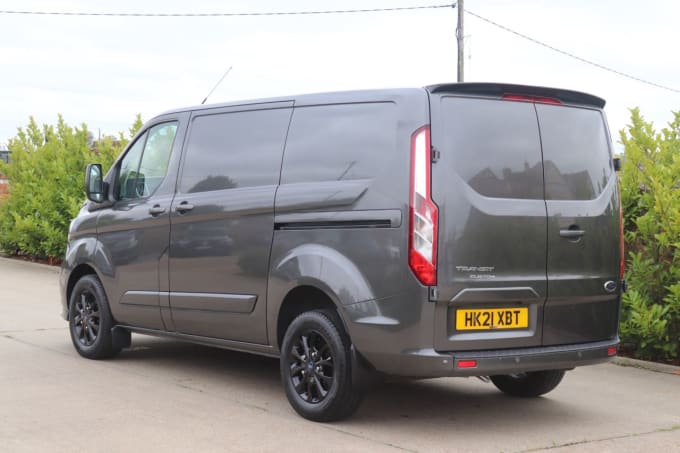 2024 Ford Transit Custom