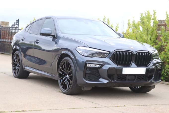 2025 BMW X6