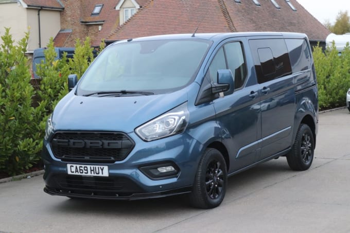 2025 Ford Transit Custom