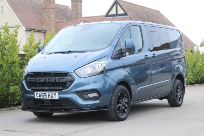 2025 Ford Transit Custom