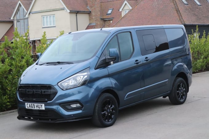 2025 Ford Transit Custom