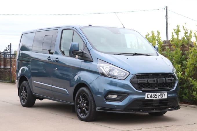 2025 Ford Transit Custom