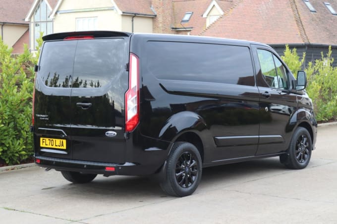 2025 Ford Transit Custom