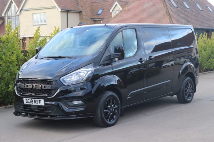 2025 Ford Transit Custom