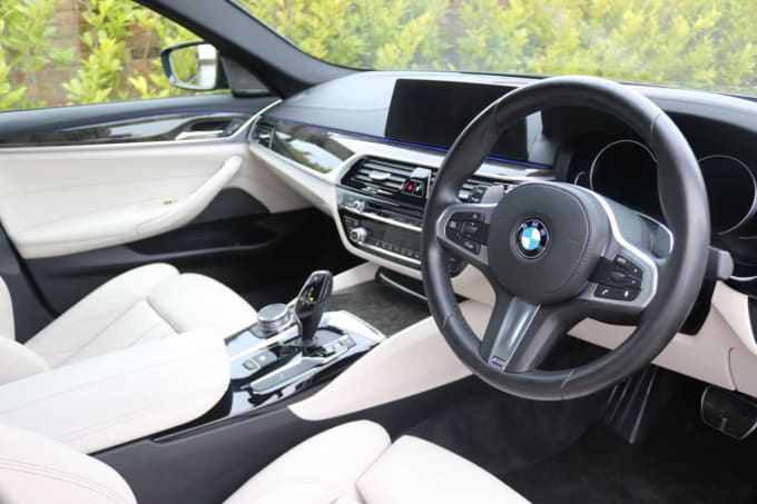 2025 BMW 5 Series