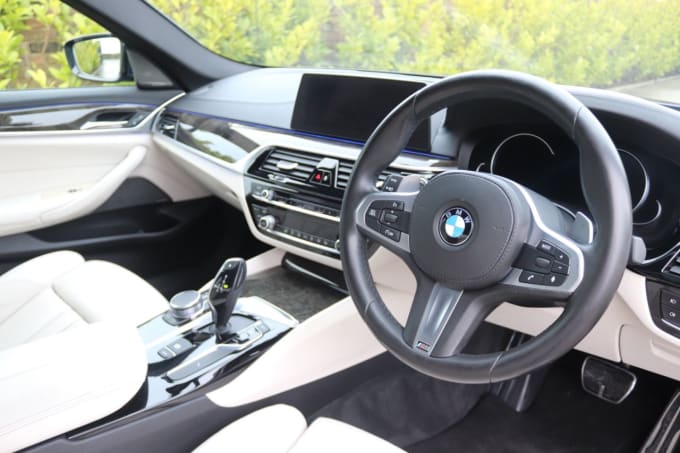 2025 BMW 5 Series