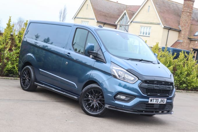 2025 Ford Transit Custom