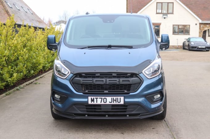 2025 Ford Transit Custom