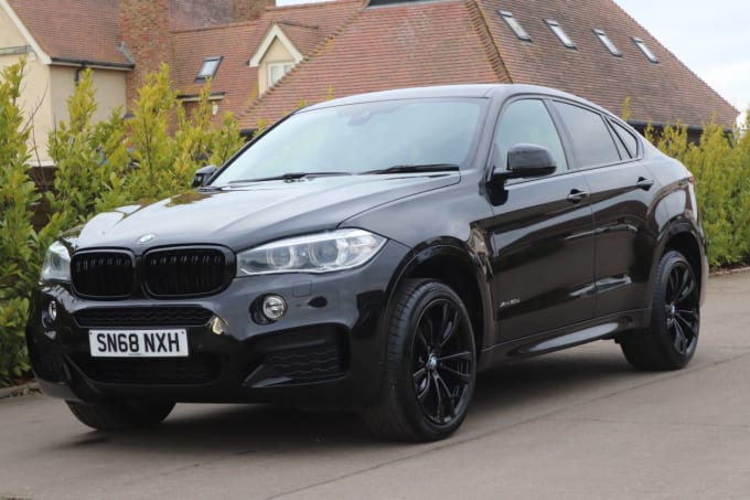 2025 BMW X6