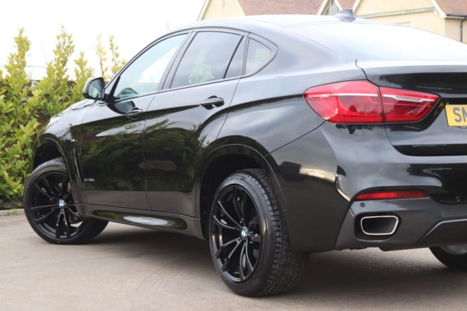 2025 BMW X6