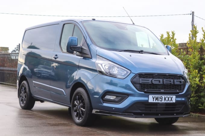 2025 Ford Transit Custom