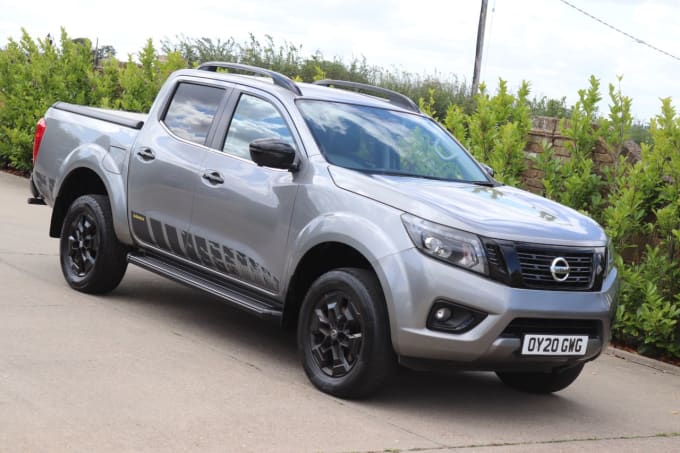 2025 Nissan Navara