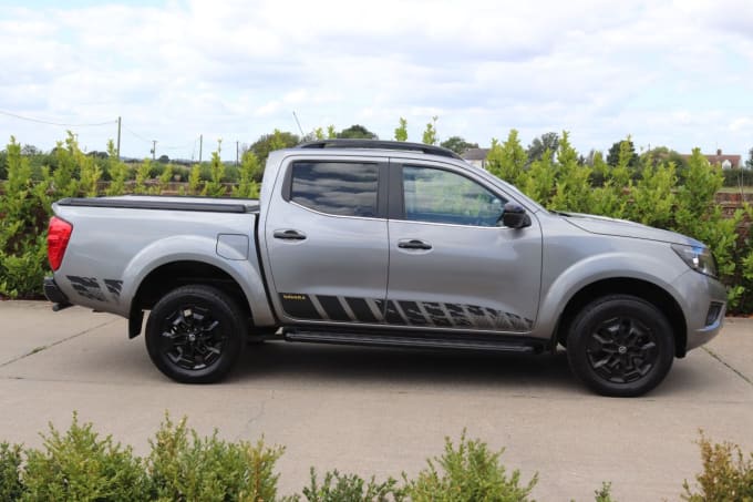 2025 Nissan Navara