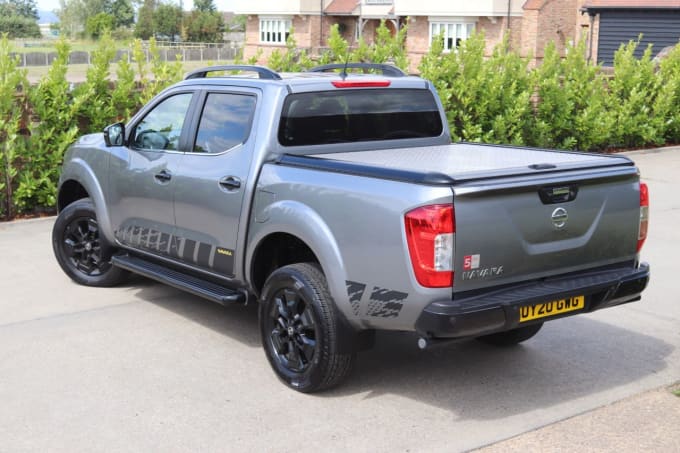 2025 Nissan Navara