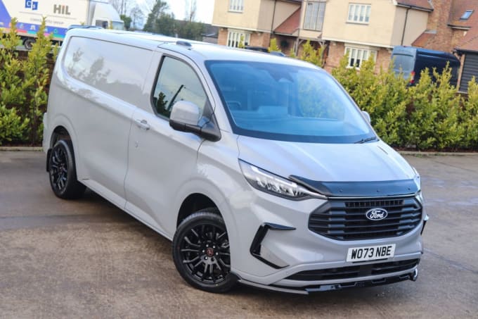 2025 Ford Transit Custom