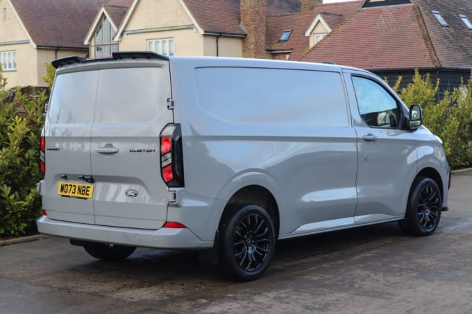 2025 Ford Transit Custom