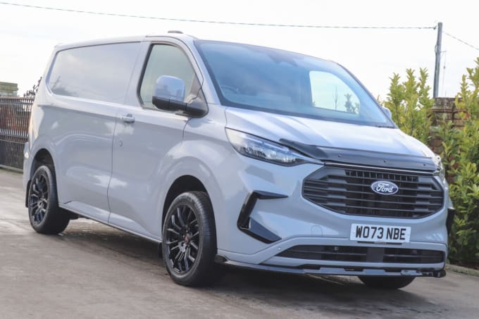 2025 Ford Transit Custom