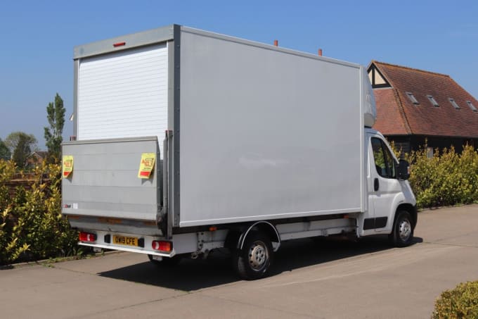 2025 Peugeot Boxer