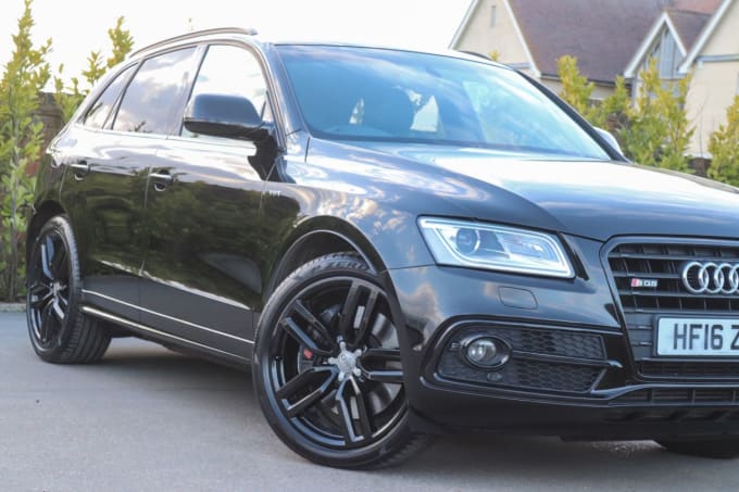 2025 Audi Sq5