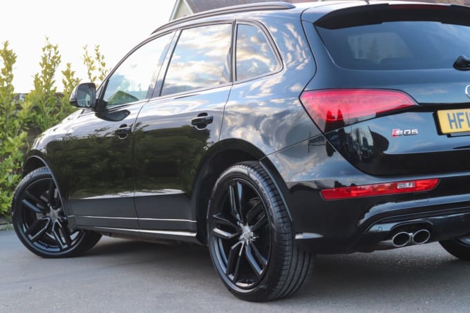 2025 Audi Sq5