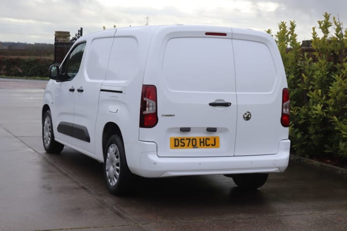 2025 Vauxhall Combo