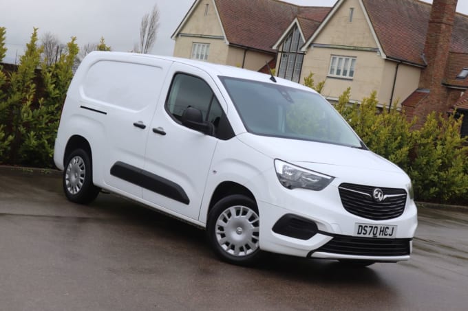 2025 Vauxhall Combo