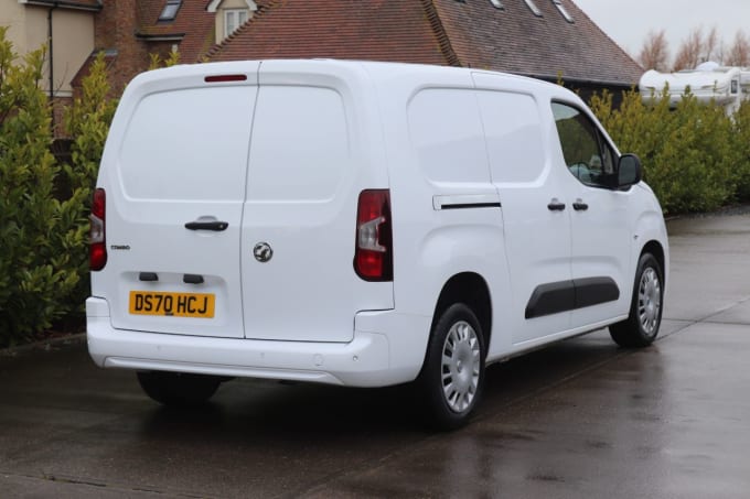 2025 Vauxhall Combo