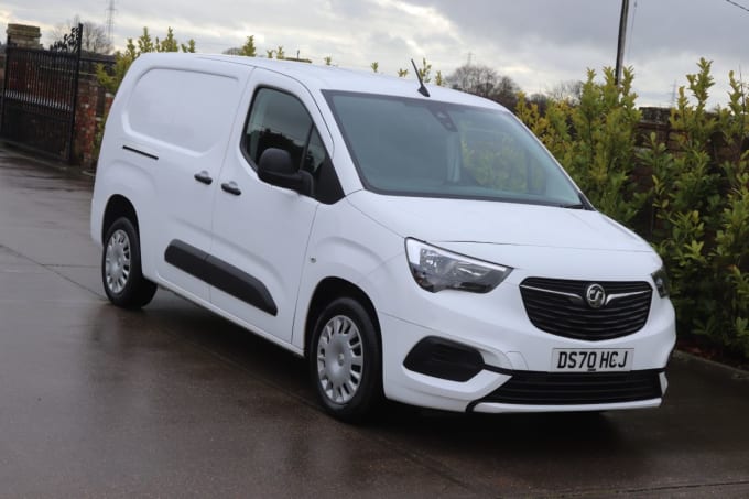 2025 Vauxhall Combo