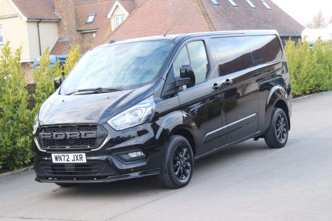 2025 Ford Transit Custom