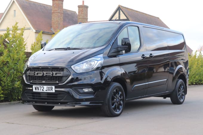 2025 Ford Transit Custom