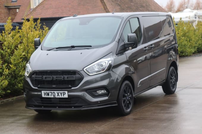 2025 Ford Transit Custom