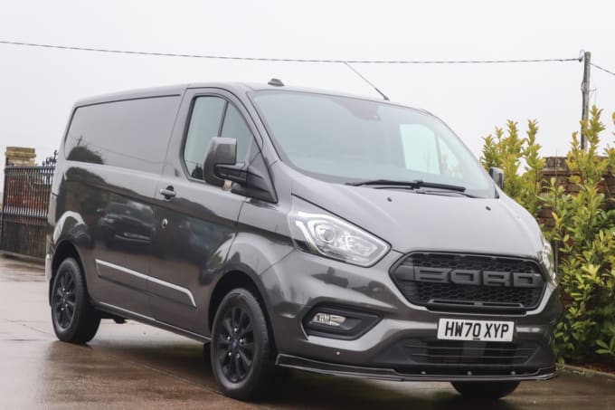 2025 Ford Transit Custom