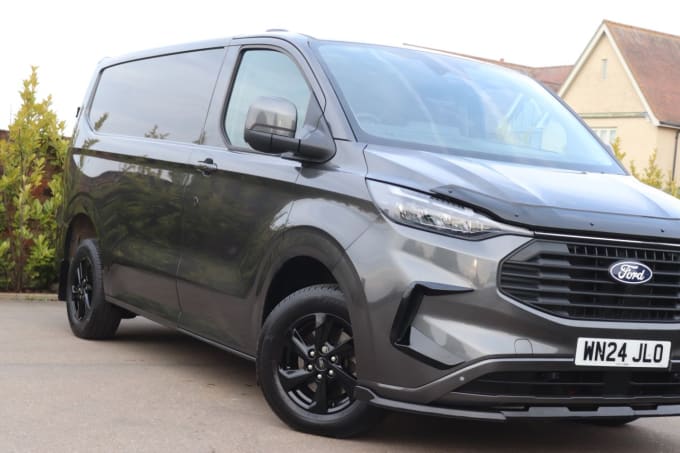 2025 Ford Transit Custom