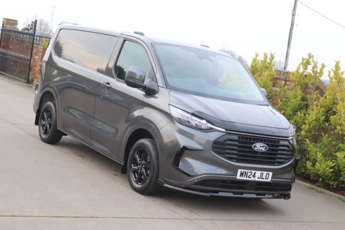 2025 Ford Transit Custom