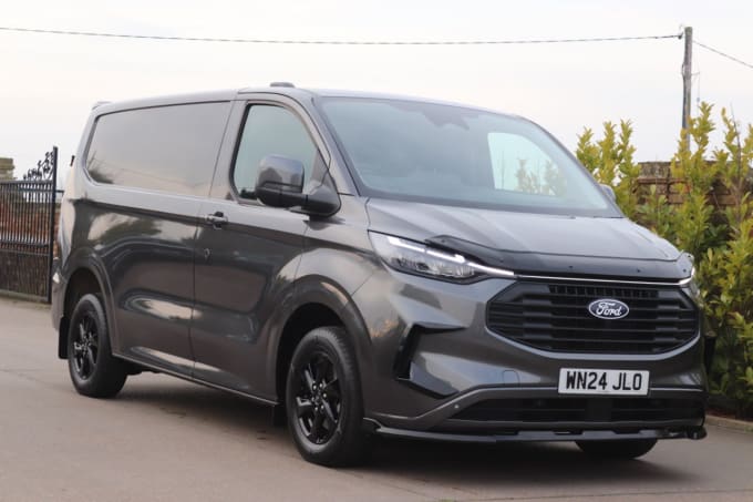 2025 Ford Transit Custom