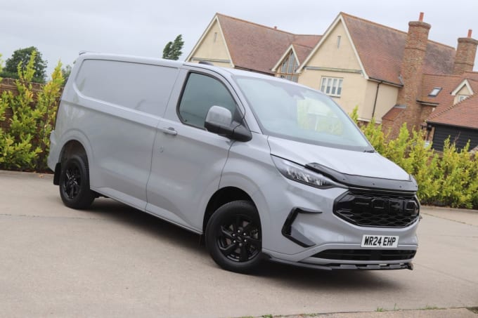 2025 Ford Transit Custom