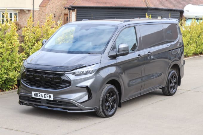 2025 Ford Transit Custom