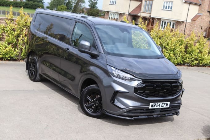 2025 Ford Transit Custom