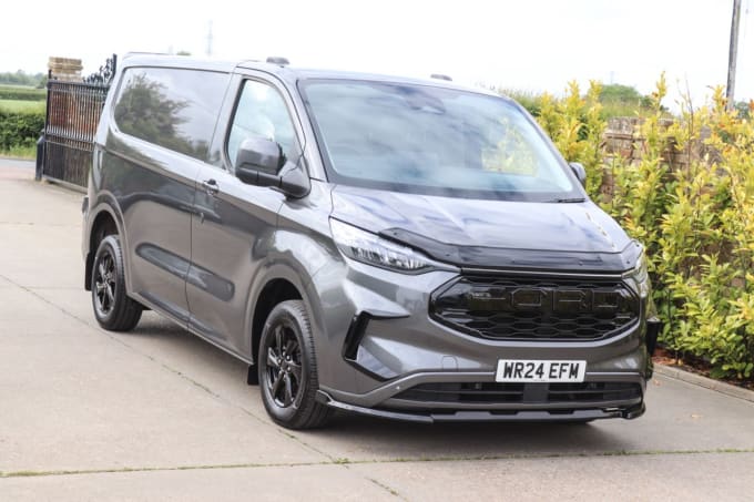 2025 Ford Transit Custom