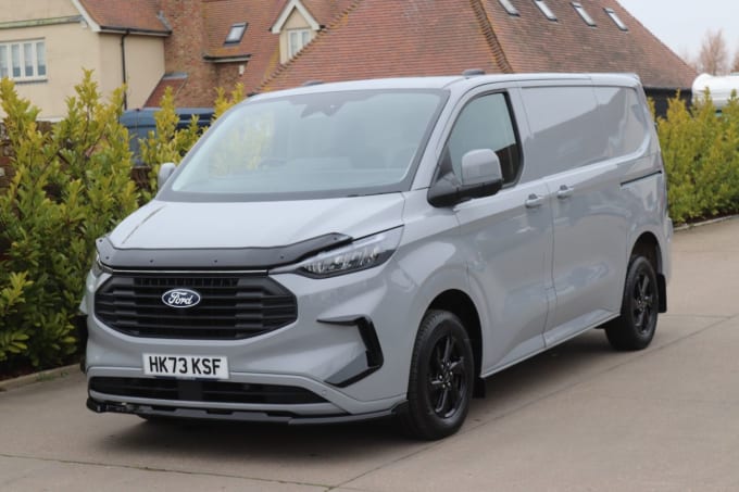 2025 Ford Transit Custom